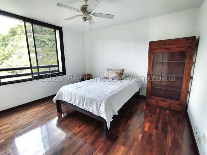 Apartamento (Duplex) en Venta en Colinas de Valle Arriba, Distrito Metropolitano - 11