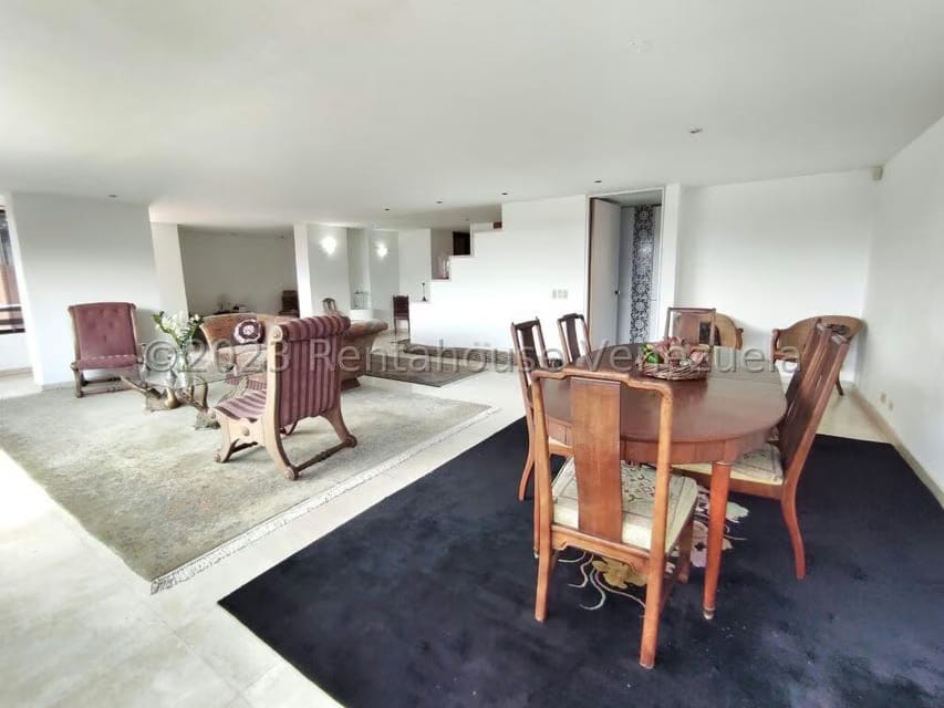 Apartamento (Duplex) en Venta en Colinas de Valle Arriba, Distrito Metropolitano - 6