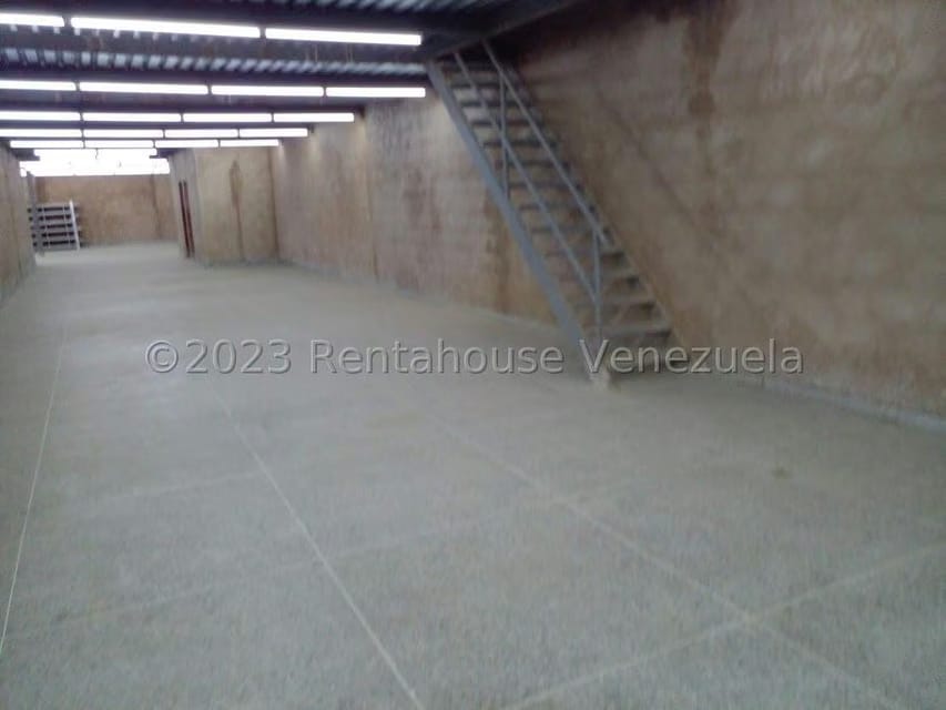 Comercial (Galpon - Deposito) en Venta en Zona Industrial Sur, Zulia - 25