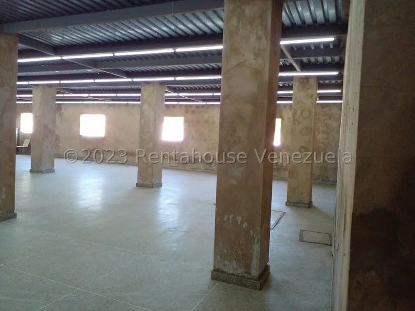 Comercial (Galpon - Deposito) en Venta en Zona Industrial Sur, Zulia - 6