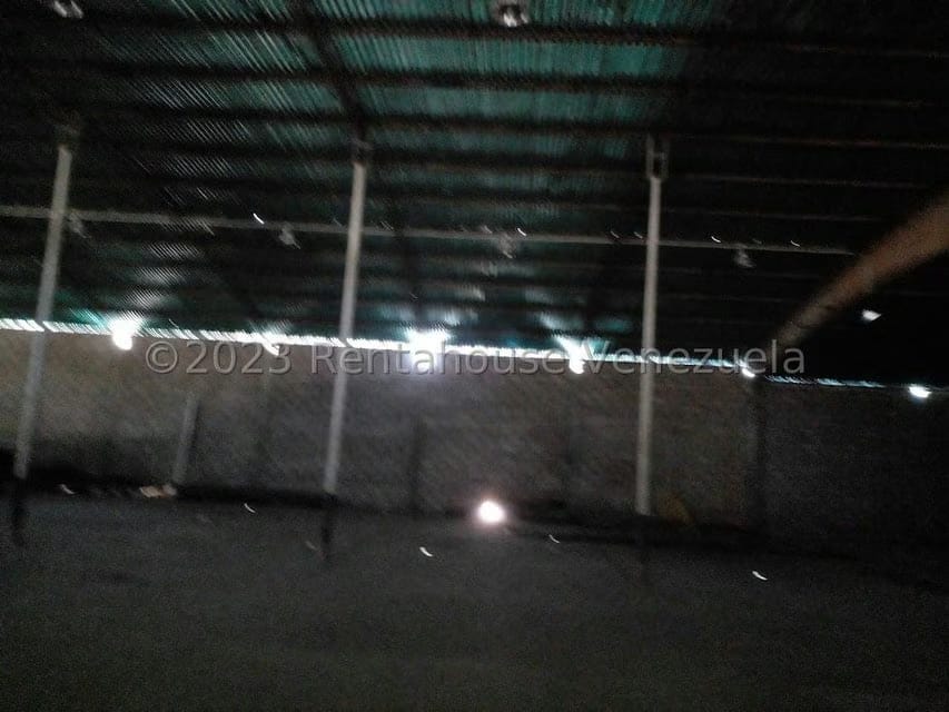 Comercial (Galpon - Deposito) en Venta en Zona Industrial Sur, Zulia - 10