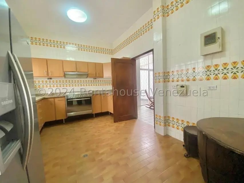 Casa (Multipes Niveles) en Venta en Prados del Este, Distrito Metropolitano - 14