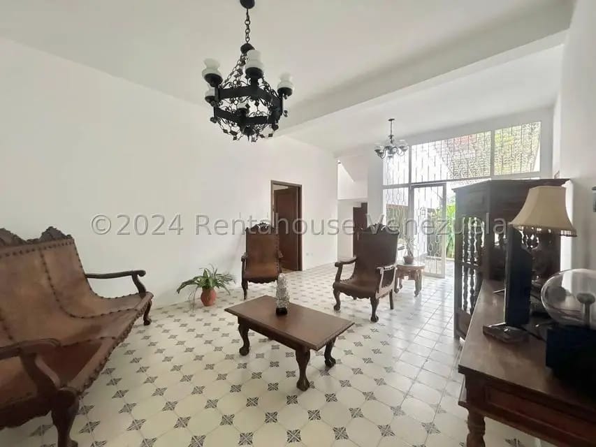 Casa (Multipes Niveles) en Venta en Prados del Este, Distrito Metropolitano - 20