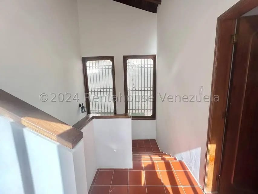 Casa (Multipes Niveles) en Venta en Prados del Este, Distrito Metropolitano - 22