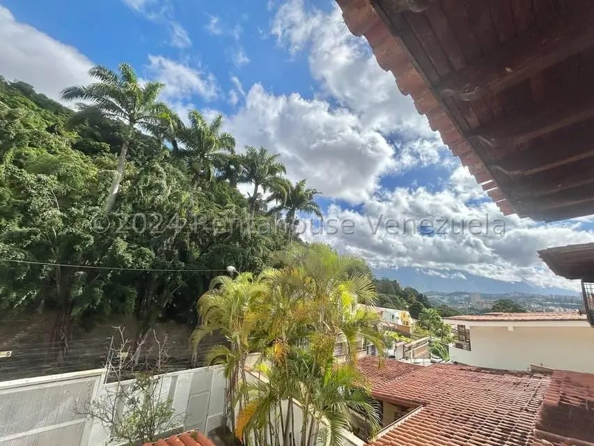 Casa (Multipes Niveles) en Venta en Prados del Este, Distrito Metropolitano - 25