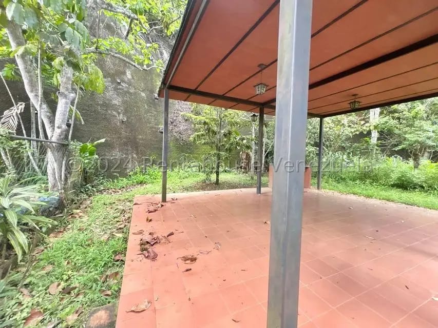 Casa (Multipes Niveles) en Venta en Prados del Este, Distrito Metropolitano - 49