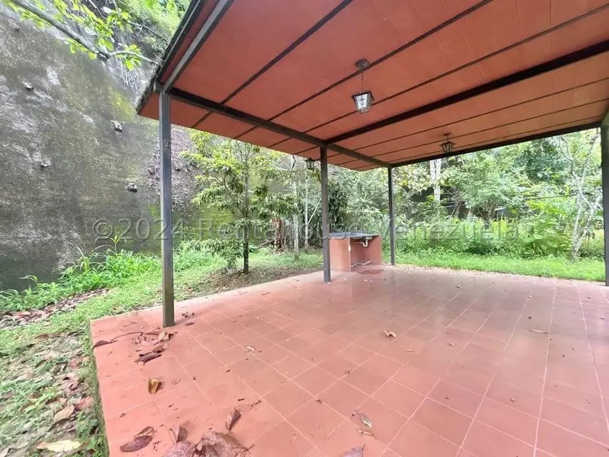 Casa (Multipes Niveles) en Venta en Prados del Este, Distrito Metropolitano - 50