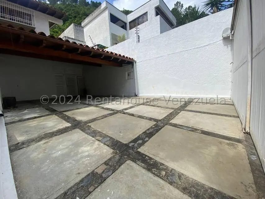 Casa (Multipes Niveles) en Venta en Prados del Este, Distrito Metropolitano - 61