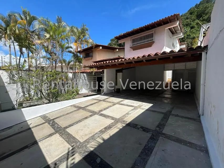 Casa (Multipes Niveles) en Venta en Prados del Este, Distrito Metropolitano - 64