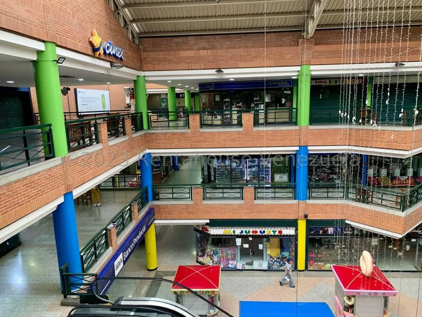 Comercial (Local Comercial) en Venta en Buenaventura, Miranda - 3