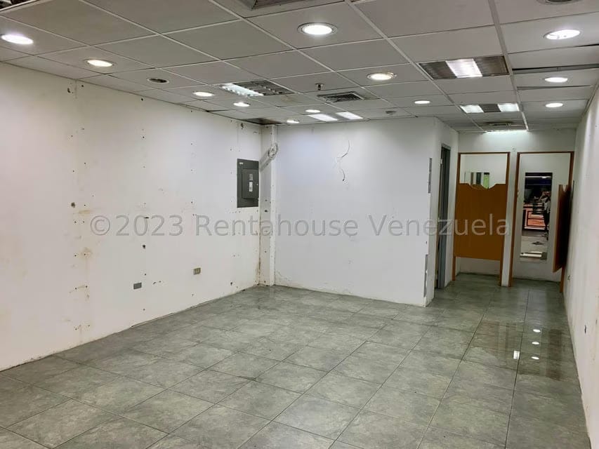 Comercial (Local Comercial) en Venta en Buenaventura, Miranda - 10