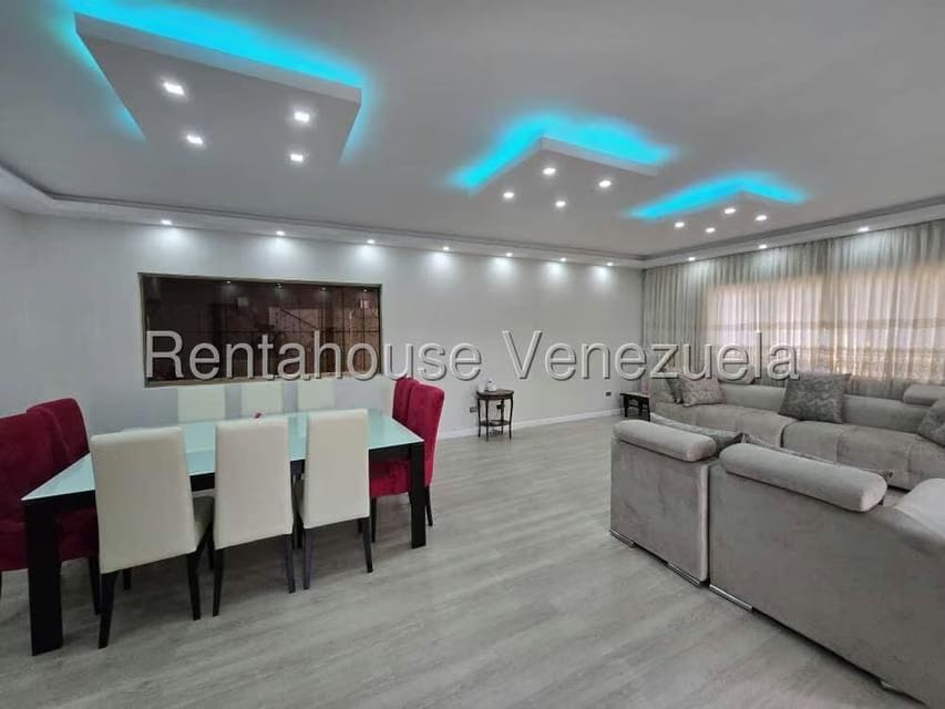 Casa (Multipes Niveles) en Venta en Vista Alegre, Distrito Metropolitano - 12