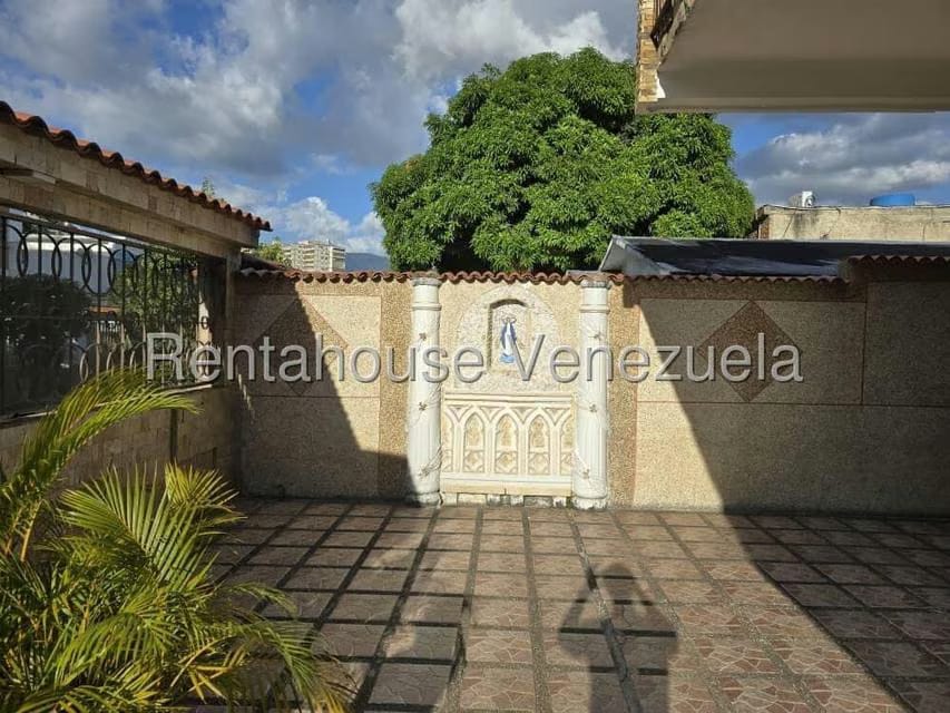 Casa (Multipes Niveles) en Venta en Vista Alegre, Distrito Metropolitano - 4