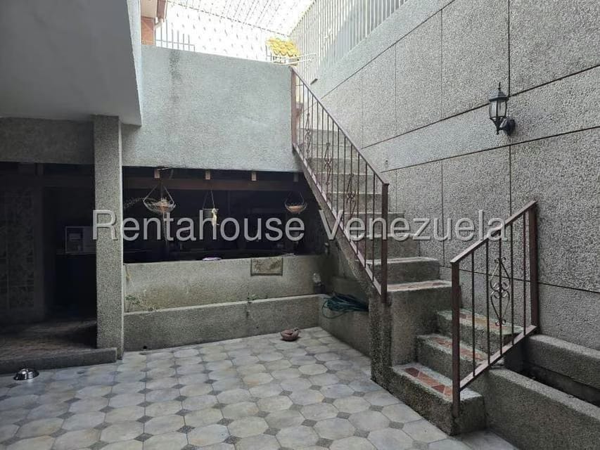 Casa (Multipes Niveles) en Venta en Vista Alegre, Distrito Metropolitano - 31