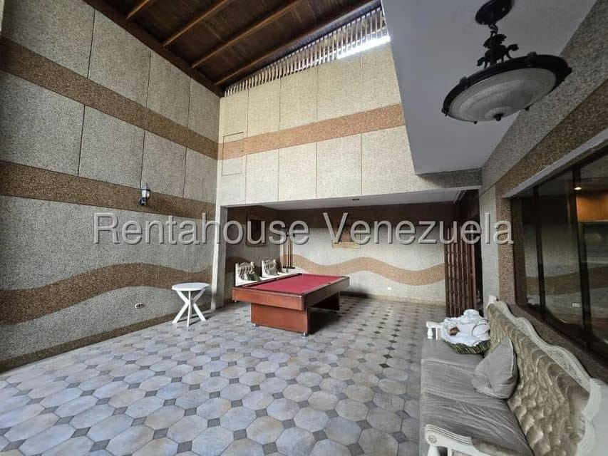 Casa (Multipes Niveles) en Venta en Vista Alegre, Distrito Metropolitano - 33