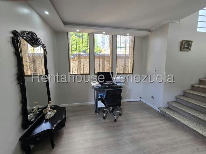 Casa (Multipes Niveles) en Venta en Vista Alegre, Distrito Metropolitano - 8