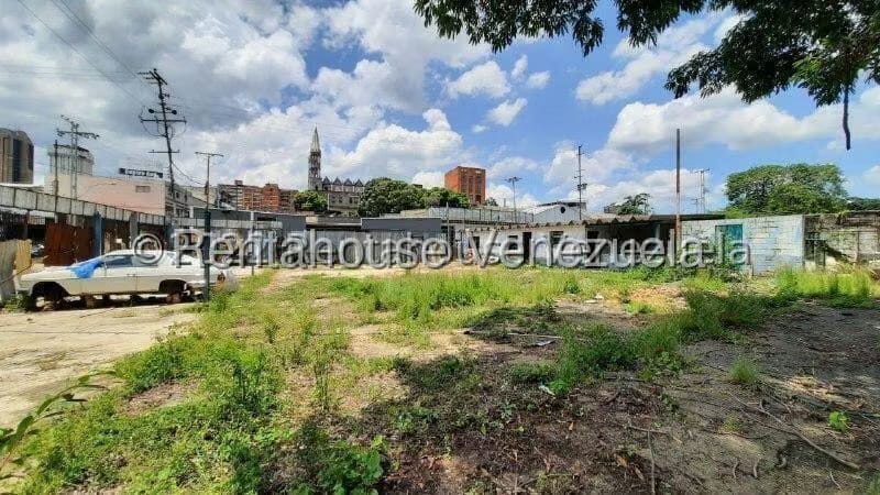 Terreno (Comercial) en Venta en Avenida Bolivar Norte, Carabobo - 5