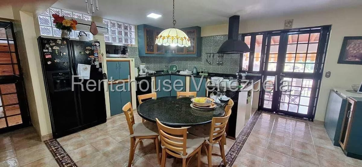 Casa (Multipes Niveles) en Venta en Colinas de Santa Monica, Distrito Metropolitano - 13