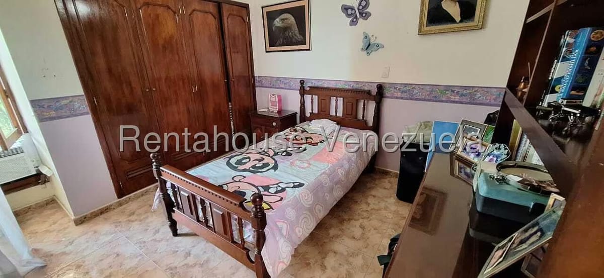 Casa (Multipes Niveles) en Venta en Colinas de Santa Monica, Distrito Metropolitano - 32
