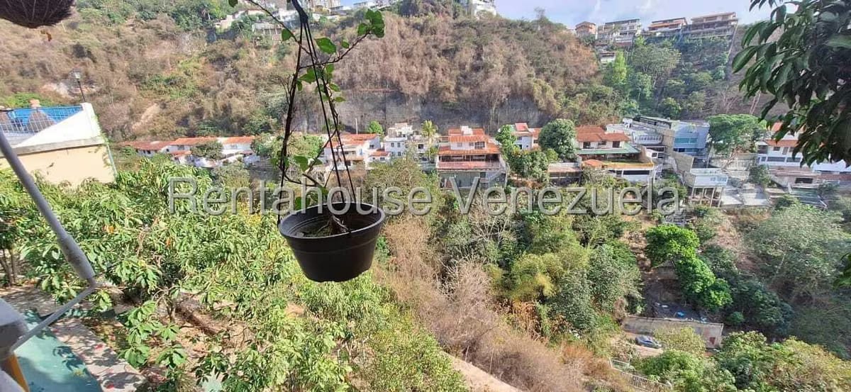 Casa (Multipes Niveles) en Venta en Colinas de Santa Monica, Distrito Metropolitano - 39