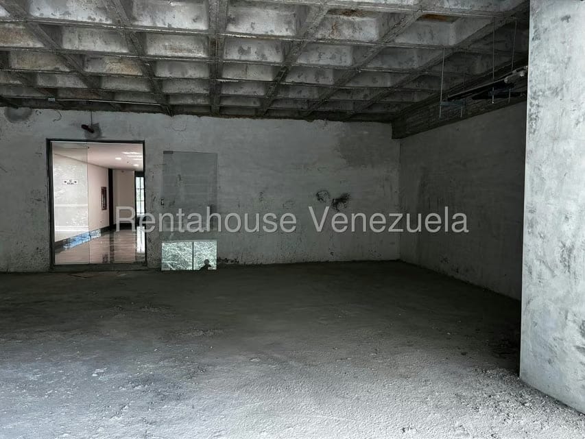 Comercial (Oficina) en Alquiler en Los Naranjos del Cafetal, Distrito Metropolitano - 13