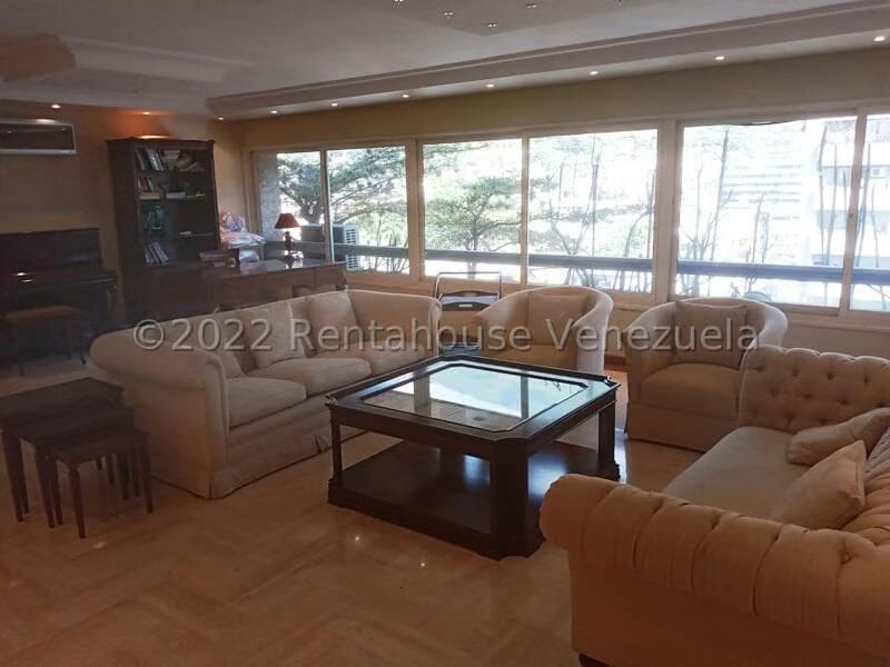 Apartamento (Penthouse) en Venta en Santa Eduvigis, Distrito Metropolitano - 2