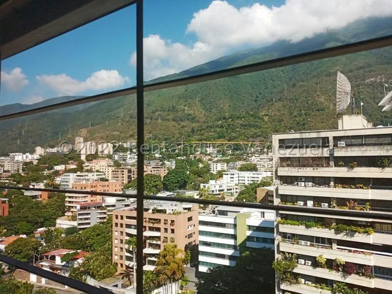 Apartamento (Penthouse) en Venta en Santa Eduvigis, Distrito Metropolitano - 37