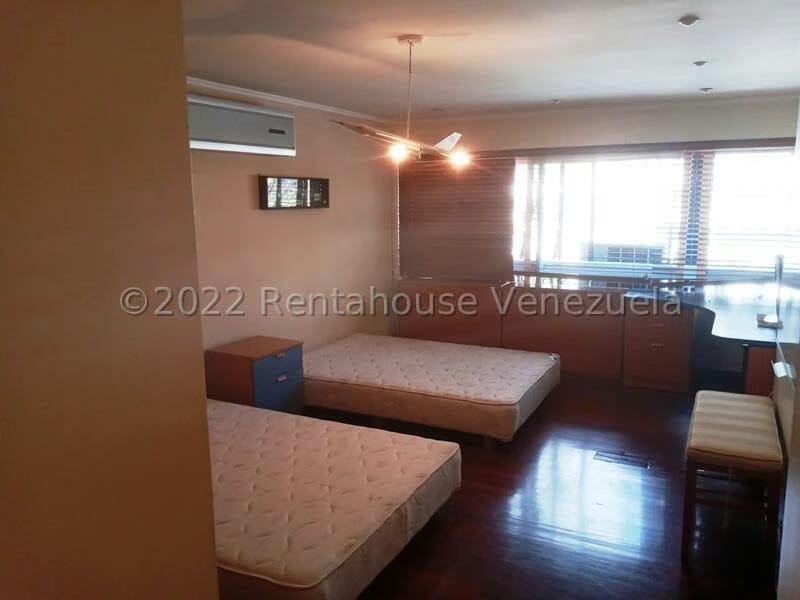 Apartamento (Penthouse) en Venta en Santa Eduvigis, Distrito Metropolitano - 49