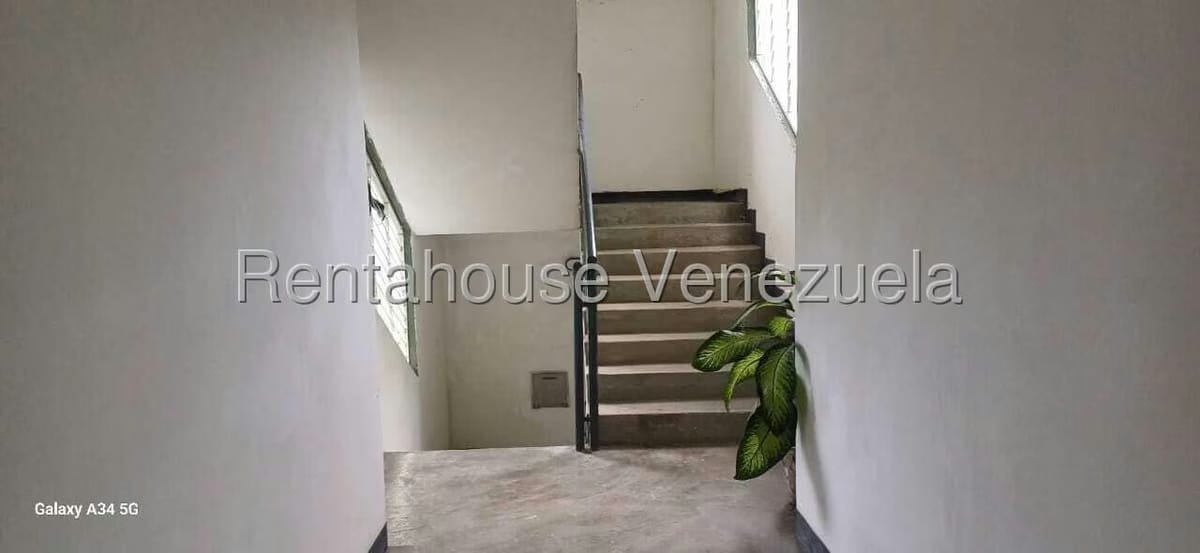 Apartamento (1 Nivel) en Venta en La Sabana, Miranda - 3