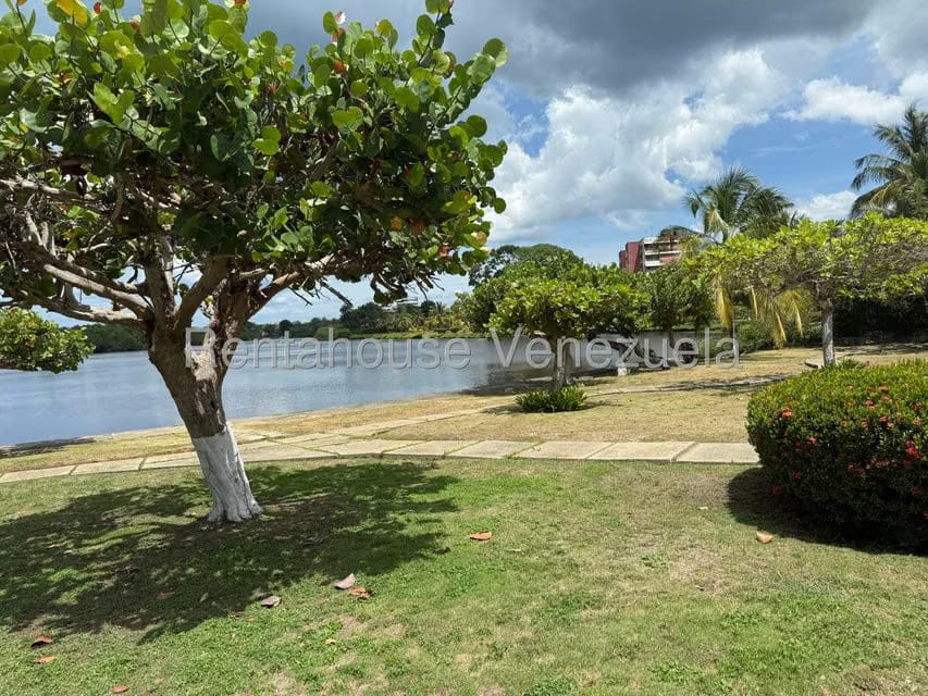 Apartamento (1 Nivel) en Venta en Los Canales de Rio Chico, Miranda - 12