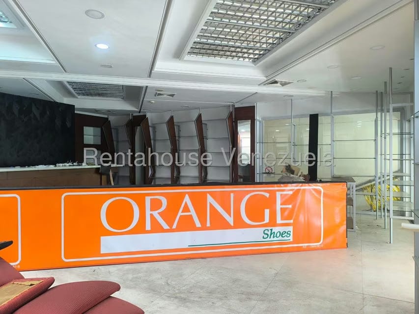 Comercial (Local Comercial) en Venta en Avenida Delicias Norte, Zulia - 6