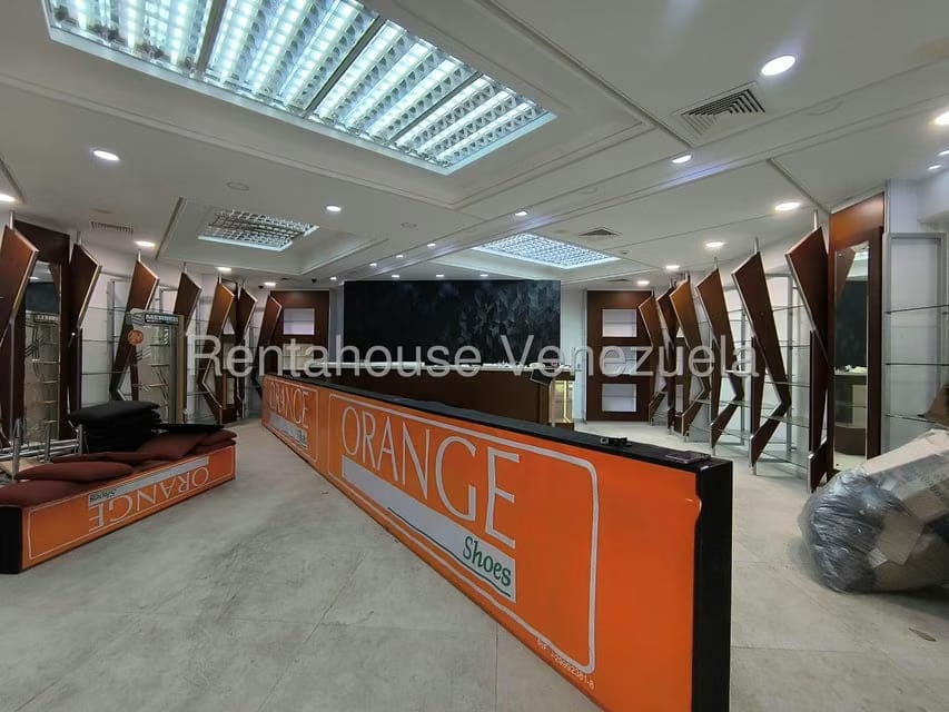 Comercial (Local Comercial) en Venta en Avenida Delicias Norte, Zulia - 9
