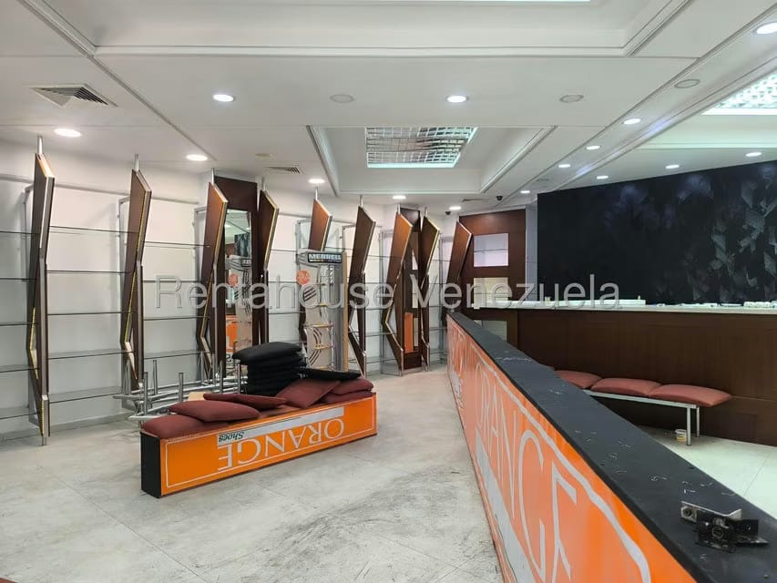 Comercial (Local Comercial) en Venta en Avenida Delicias Norte, Zulia - 10