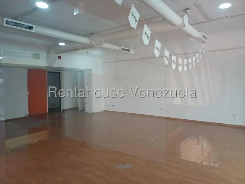 Comercial (Local Comercial) en Alquiler en Las Mercedes, Distrito Metropolitano - 6