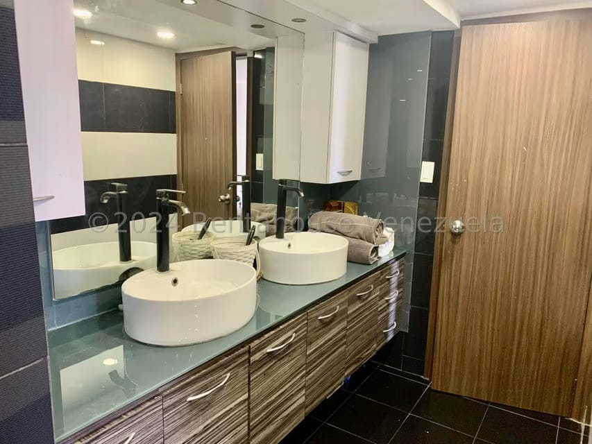 Apartamento (1 Nivel) en Venta en Los Caobos, Aragua - 24