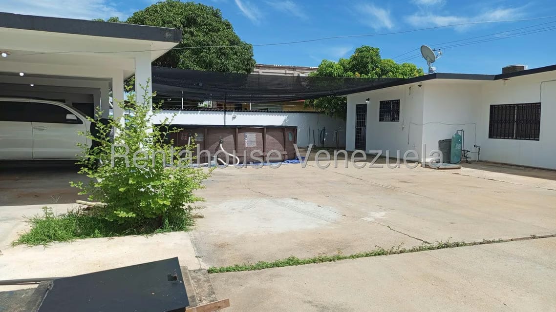 Casa (1 Nivel) en Alquiler en Bermudez, Zulia - 11