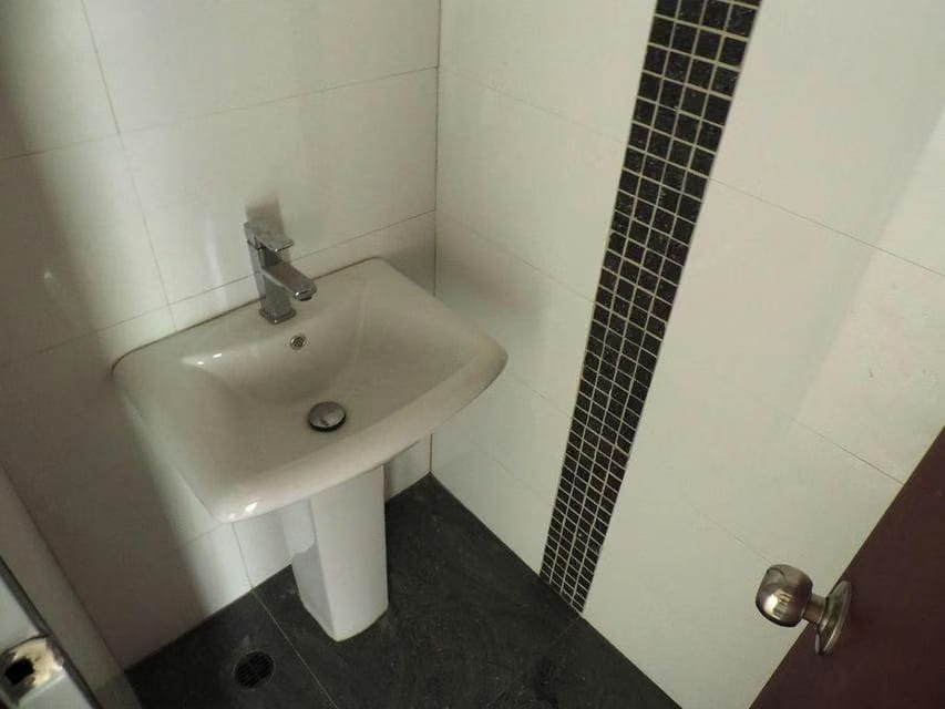 Comercial (Oficina) en Venta en Macaracuay, Distrito Metropolitano - 5