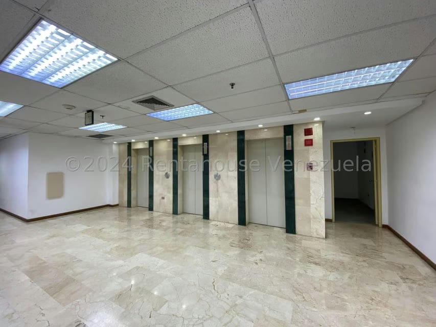Comercial (Oficina) en Alquiler en Vizcaya, Distrito Metropolitano - 11