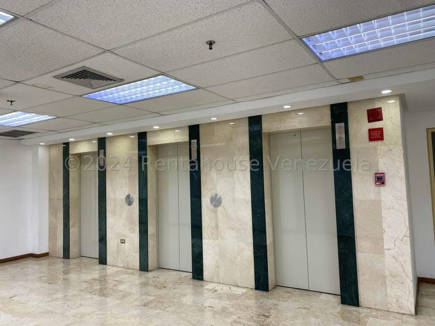 Comercial (Oficina) en Alquiler en Vizcaya, Distrito Metropolitano - 10