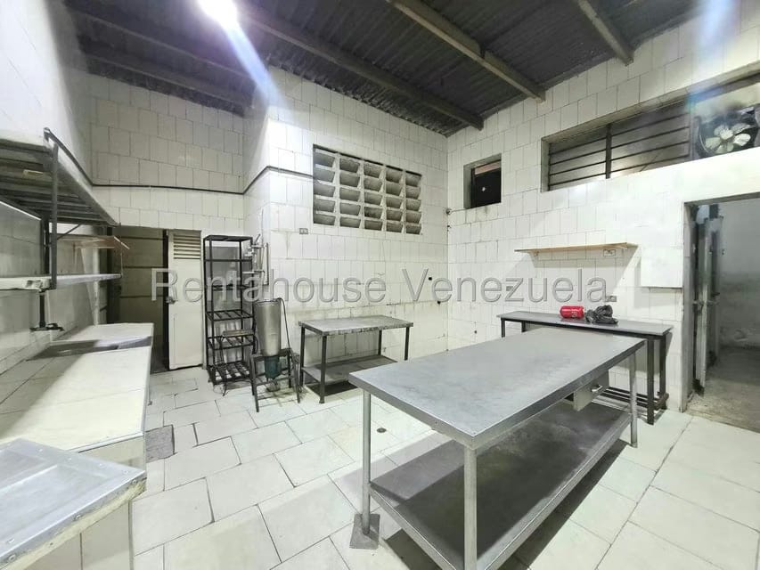 Comercial (Local Comercial) en Alquiler en Zona Centro, Aragua - 22
