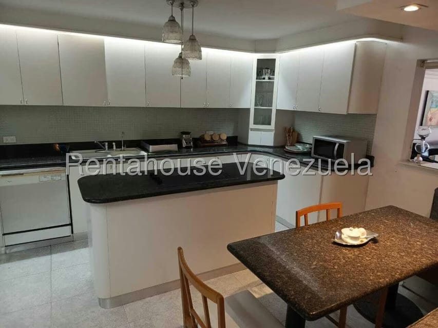 Apartamento (1 Nivel) en Venta en Los Samanes, Distrito Metropolitano - 12