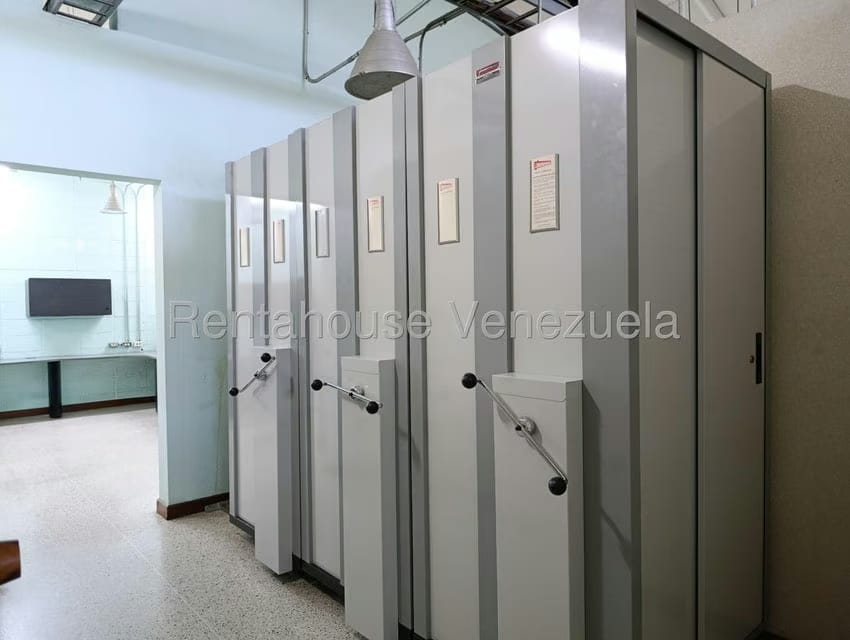 Comercial (Oficina) en Alquiler en Terrazas del Avila, Distrito Metropolitano - 9