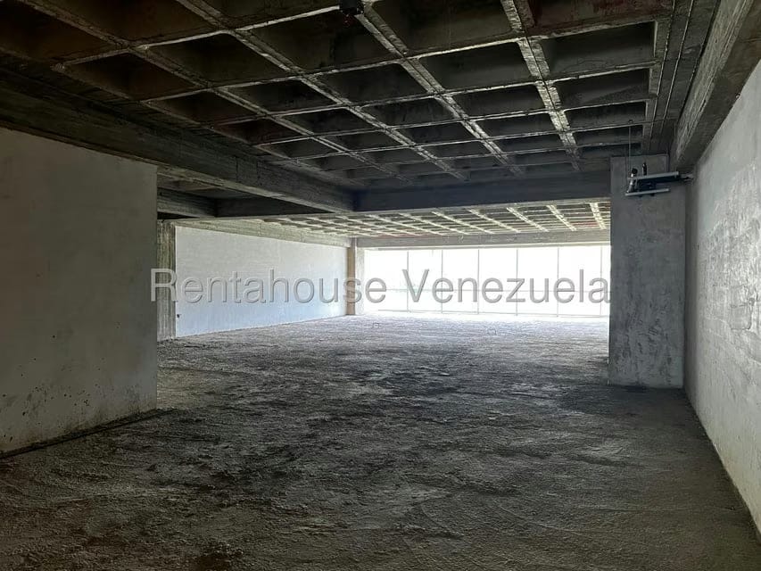 Comercial (Oficina) en Alquiler en Los Naranjos del Cafetal, Distrito Metropolitano - 16