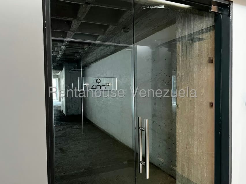 Comercial (Oficina) en Alquiler en Los Naranjos del Cafetal, Distrito Metropolitano - 9