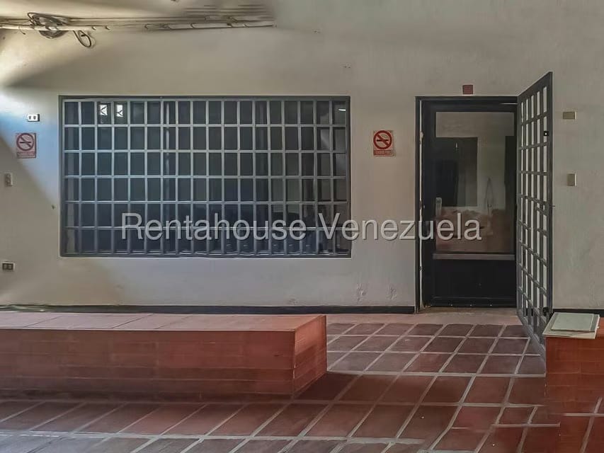 Comercial (Local Comercial) en Alquiler en Santa Fe, Falcon - 2