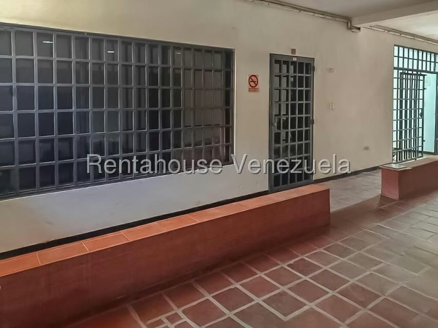 Comercial (Local Comercial) en Alquiler en Santa Fe, Falcon - 5
