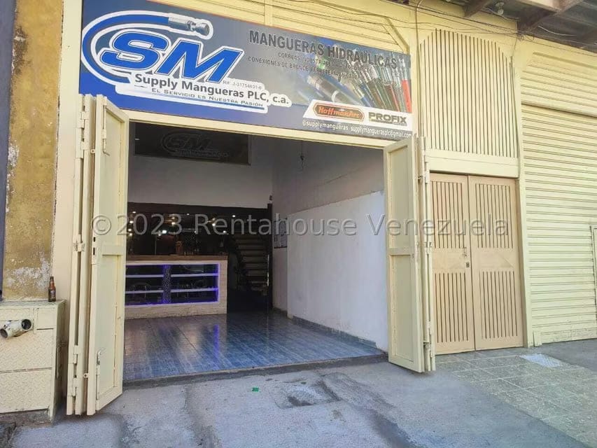 Comercial (Local Comercial) en Venta en Puerto La Cruz, Anzoategui - 13