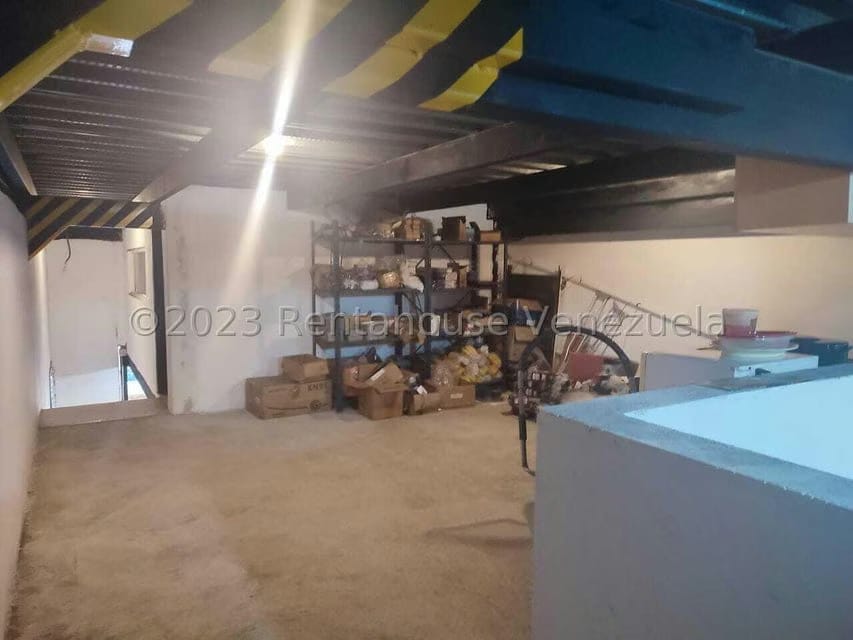 Comercial (Local Comercial) en Venta en Puerto La Cruz, Anzoategui - 8