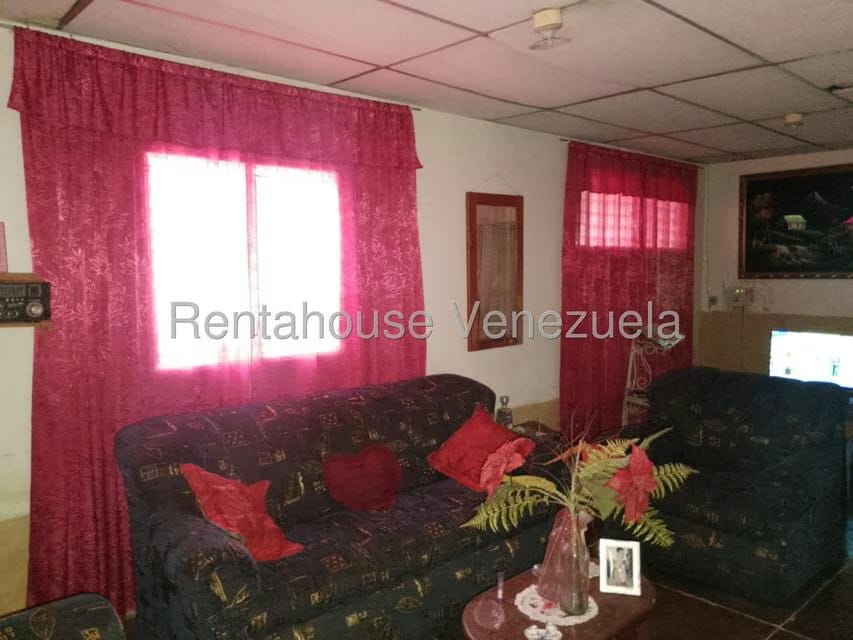 Casa (1 Nivel) en Venta en Sector Centro Pampanito II, Trujillo - 3