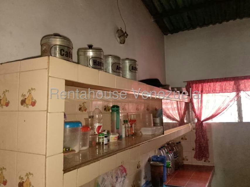 Casa (1 Nivel) en Venta en Sector Centro Pampanito II, Trujillo - 6